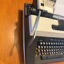 Triumph typewriter Image 4