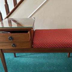 Telephone seat