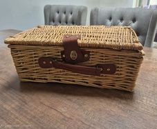 Classic Wicker Picnic & Hamper Basket with Leather Straps