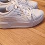 Puma Sneakers Image 2
