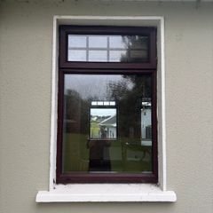 6x Matching UPVC Double-Glazed Windows with Wooden Venetian Blinds (850mm x 1400mm)