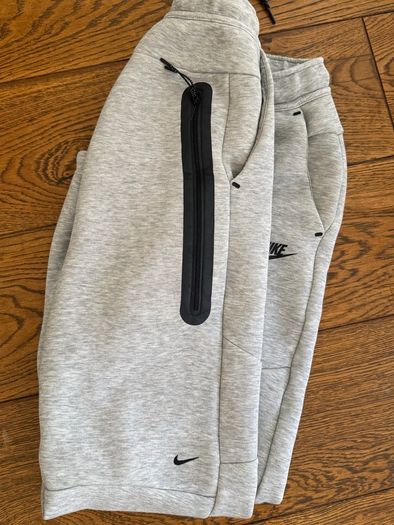 Nike Tech Adult XS tracksuit bottoms