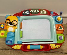 Baby Clementoni Interactive Magnetic Easel