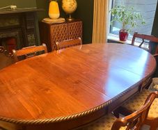Edwardian Oval Dining Table and 6 chairs