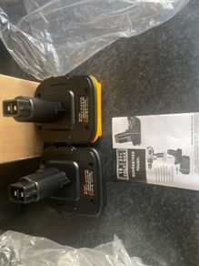 Dewalt Adapter For Old Type To New Type Battey 2 For 45 Euro Or One 20