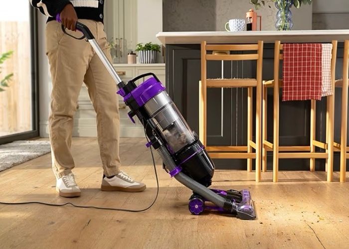 Air Corded Upright Bagless Vacuum Cleaner, Lightweight, Handheld Tool Attachments for Hair, Car, Upholstery, Bed, Mattress, Home cleaning, 820W, 4.9kg, Purple