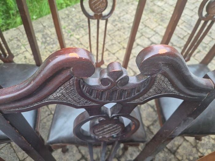 Set of 8 Dining Chairs