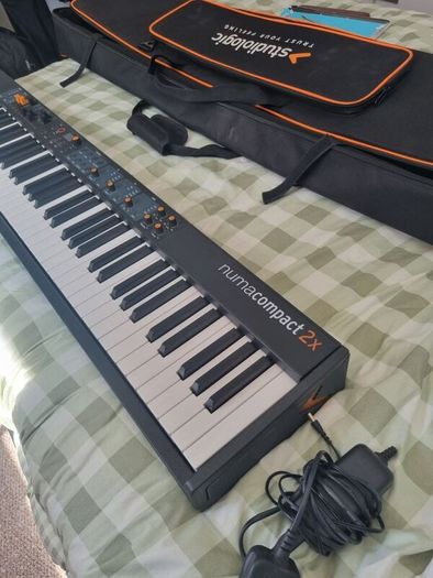 Studiologic Numa Compact 2x 88 Keyboard