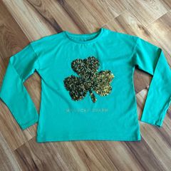 St Patrick's day top size 31"-33" or age 9-11 years