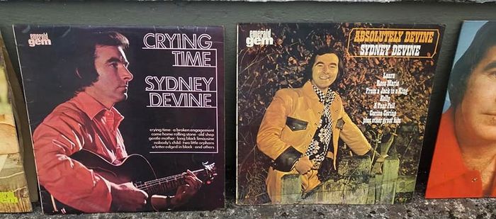 Sydney Devine Vinyl collection