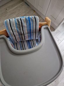 Stokke seat and tray