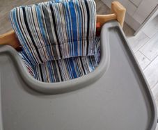 Stokke seat and tray