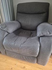 Recliner Chair