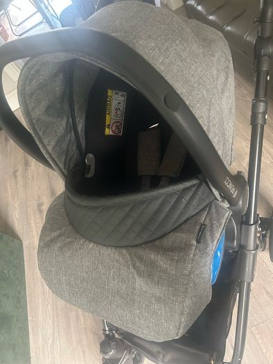 Venicci Travel System