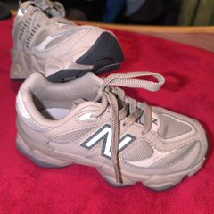 New Balance  trainers