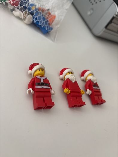 lego Santa x 3