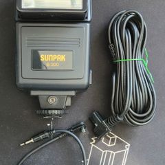 Sunpak B300 Electronic Flash