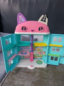 Gabby doll house