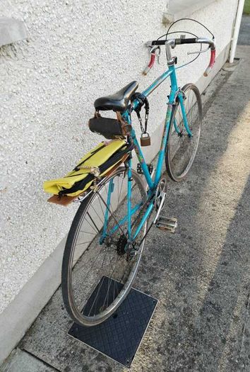 Vintage Racing Bike From The 80's - Five Speed Bicycle With Double Cog To Make Ten Speed Racer