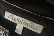 Daniel Rainn top