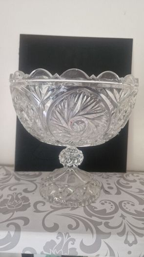 Lead Crystal heavy cut H20cm, D20cm