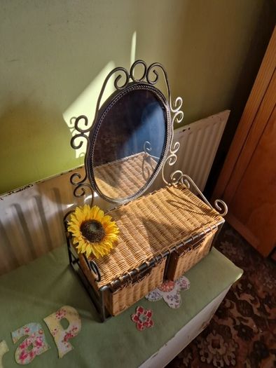 Vintage Mirror with baskets
