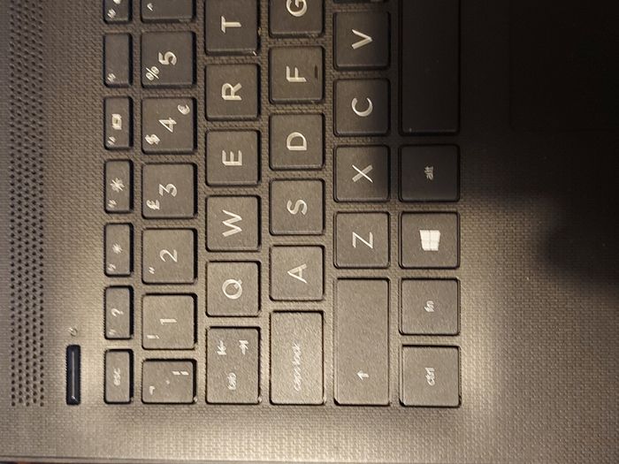 HP 15.6 inch Laptop, Model 15-db0043na,  AMD A4-9125 Radeon R3, 4 Compute Cores 2C + 2G, 2.3GHz, 4GB Ram, 1 Terrabyte Hdd, Windows 10, Microsoft Edge, Chrome and VLC