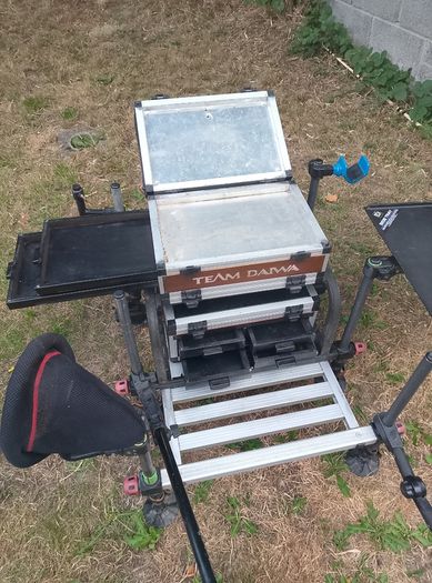 Daiwa Team seat box with accessories