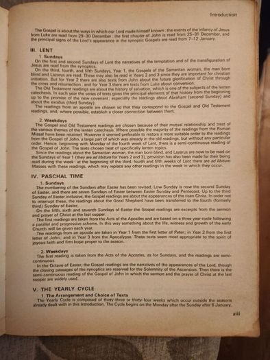 Lectionary. Readers Edition.  Jerusalem Bible Version.large Volume 1970 Paperback In Fair Condition. See Photos For Same.