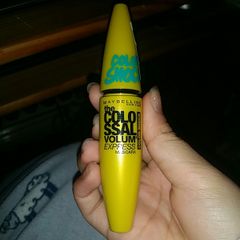 Maybelline the colossal volume express mascara color shock in electric blue