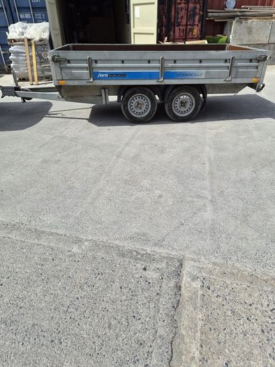 Trailer