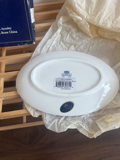 Aynsley Cottage Garden Fine Bone China Sovereign Oval Tray. Made in England