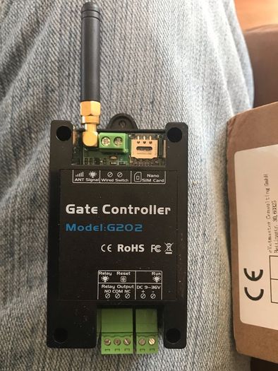 GSM Gate Opener GSM Gate and door open Opener  Controller GSM Door Opener Relay Switch Free Call Mobile Phone Remote for Garage Doors Shutters etc 5 euro extra for wire Plastic Exit Button
