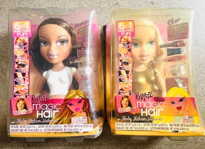 BRATZ dolls Yasmin and Cloe 6 in 1 Funky Fashion Makeover