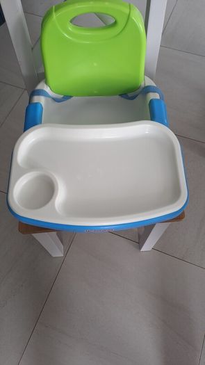 Baby feeding chair