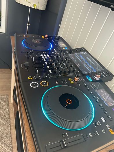 Reduced Reduced Opus Quad And Flight Case