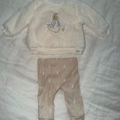 Peter Rabbit Baby Outfit - Unisex - size 0-3 months