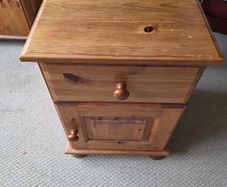 4 Oak Bedside Lockers