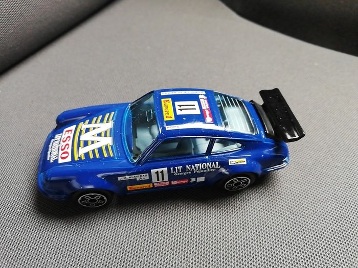 bburago models