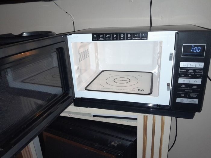 Microwave For Sale in Blanchardstown, Dublin from diqq