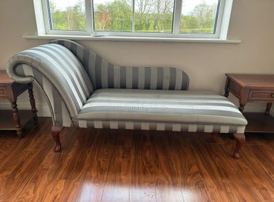 Chaise Lounge Grey/Silver