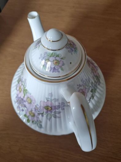 Royal Tara Irish Blossom Teapot
