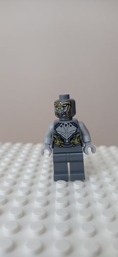 Lego Super Heroes minifigure