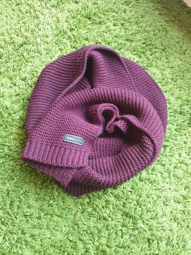 Beautiful burgundy scarf