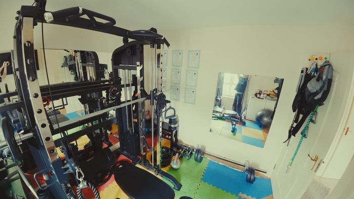 Functional tainer at home gym equipment