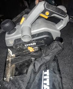 TITAN electric planer