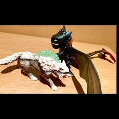 Action Figures Duo