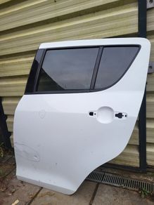 rear left door