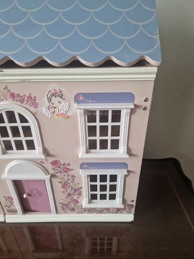 dolls house
