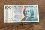 Sweden 100 Kronor Banknote  Carl von Linne Design  Collectible Swedish Currency